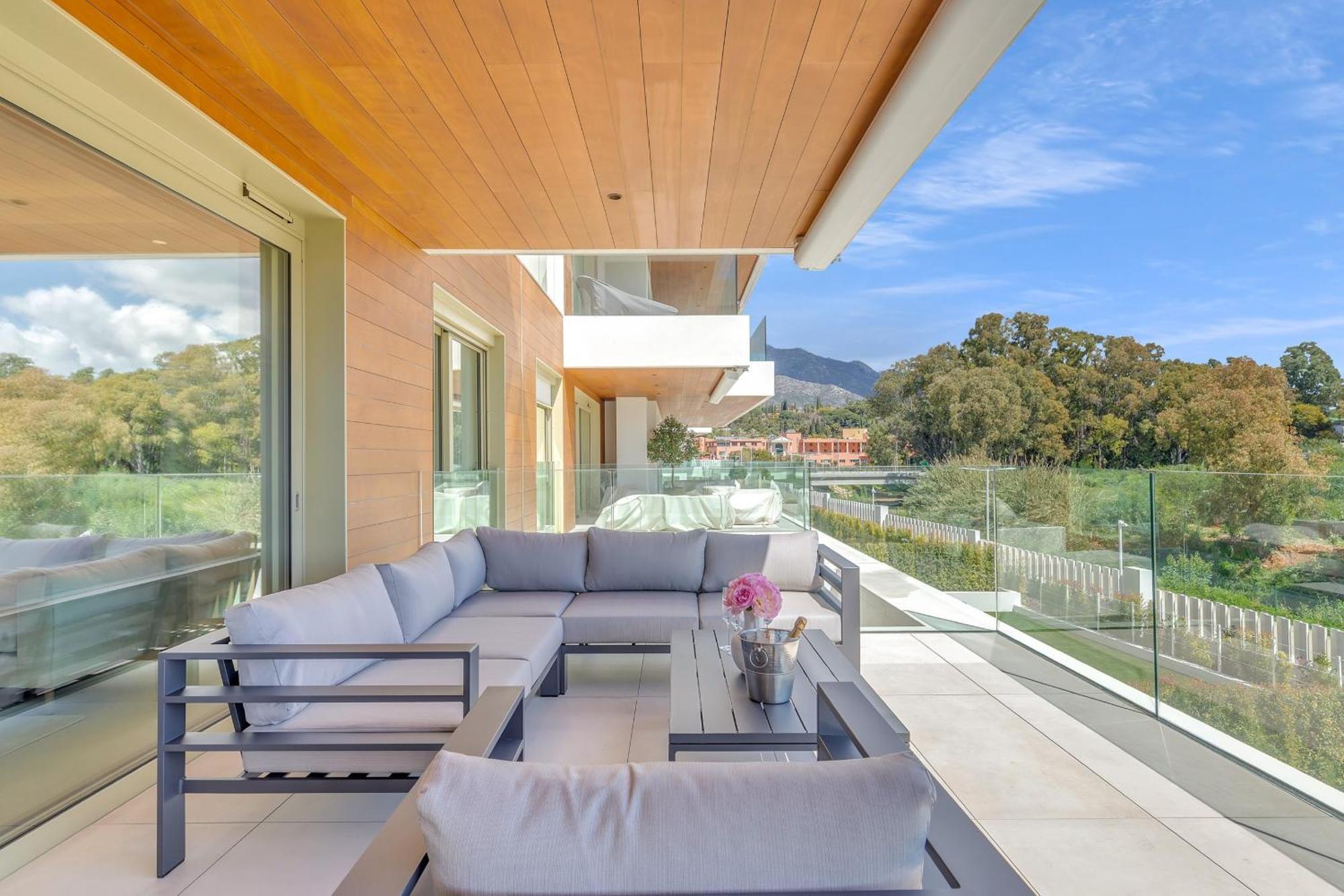 Apartemen Benalus Ii Luxury Marbella
