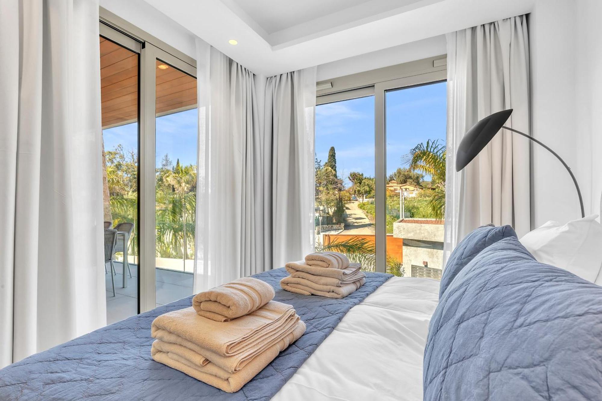 Apartemen Benalus Ii Luxury